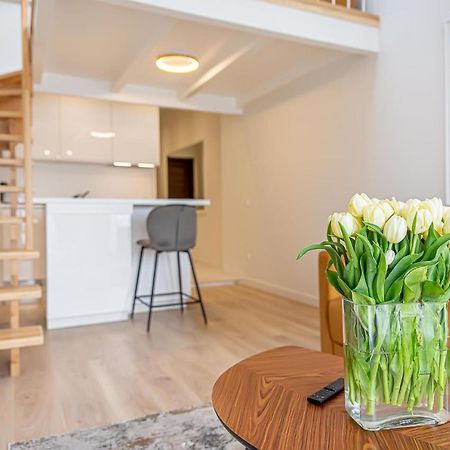 Modern Loft Apartment W/Free Parking No.3 Marijampole Bagian luar foto