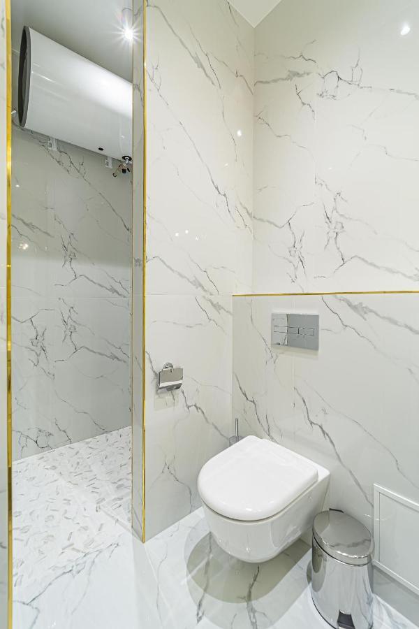 Modern Loft Apartment W/Free Parking No.3 Marijampole Bagian luar foto