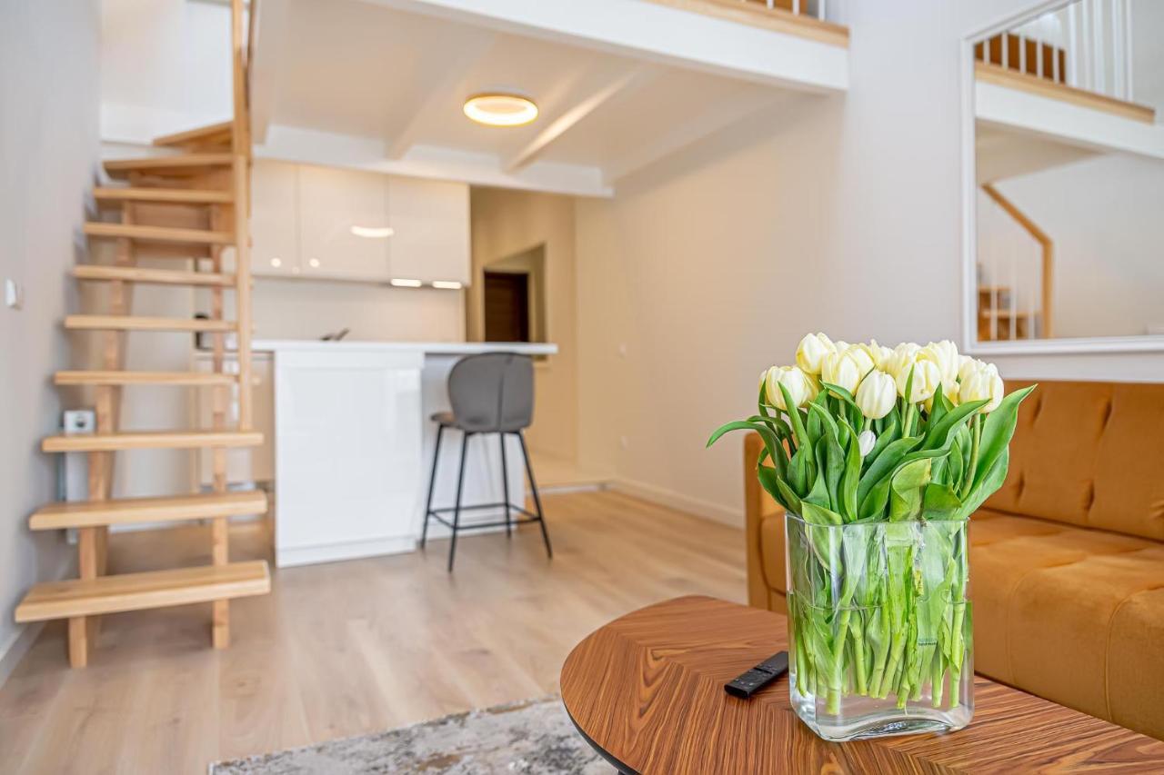 Modern Loft Apartment W/Free Parking No.3 Marijampole Bagian luar foto