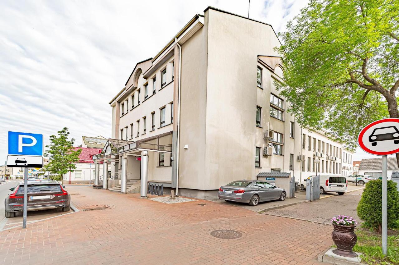 Modern Loft Apartment W/Free Parking No.3 Marijampole Bagian luar foto