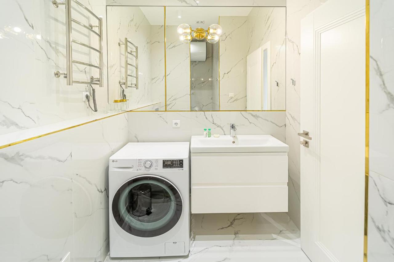 Modern Loft Apartment W/Free Parking No.3 Marijampole Bagian luar foto