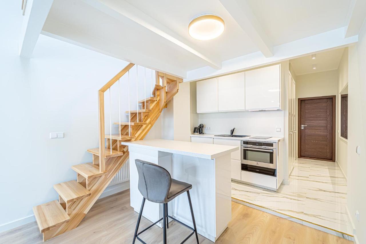 Modern Loft Apartment W/Free Parking No.3 Marijampole Bagian luar foto